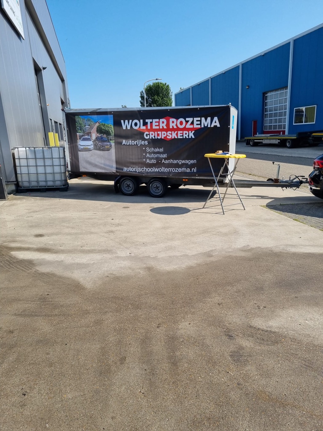 Reclamebord van Autorijschool Wolter Rozema Grijpskerk